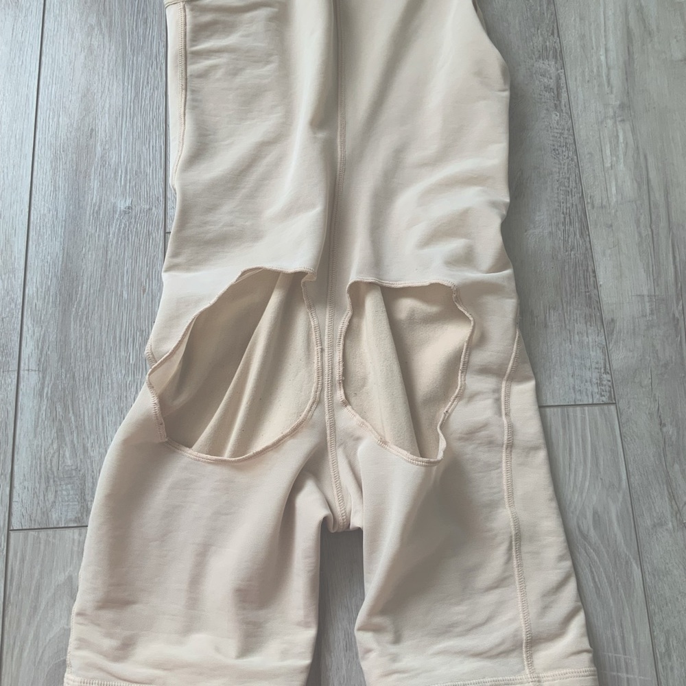 100% Colombian made body shaper in size small and medium stage 2 faja